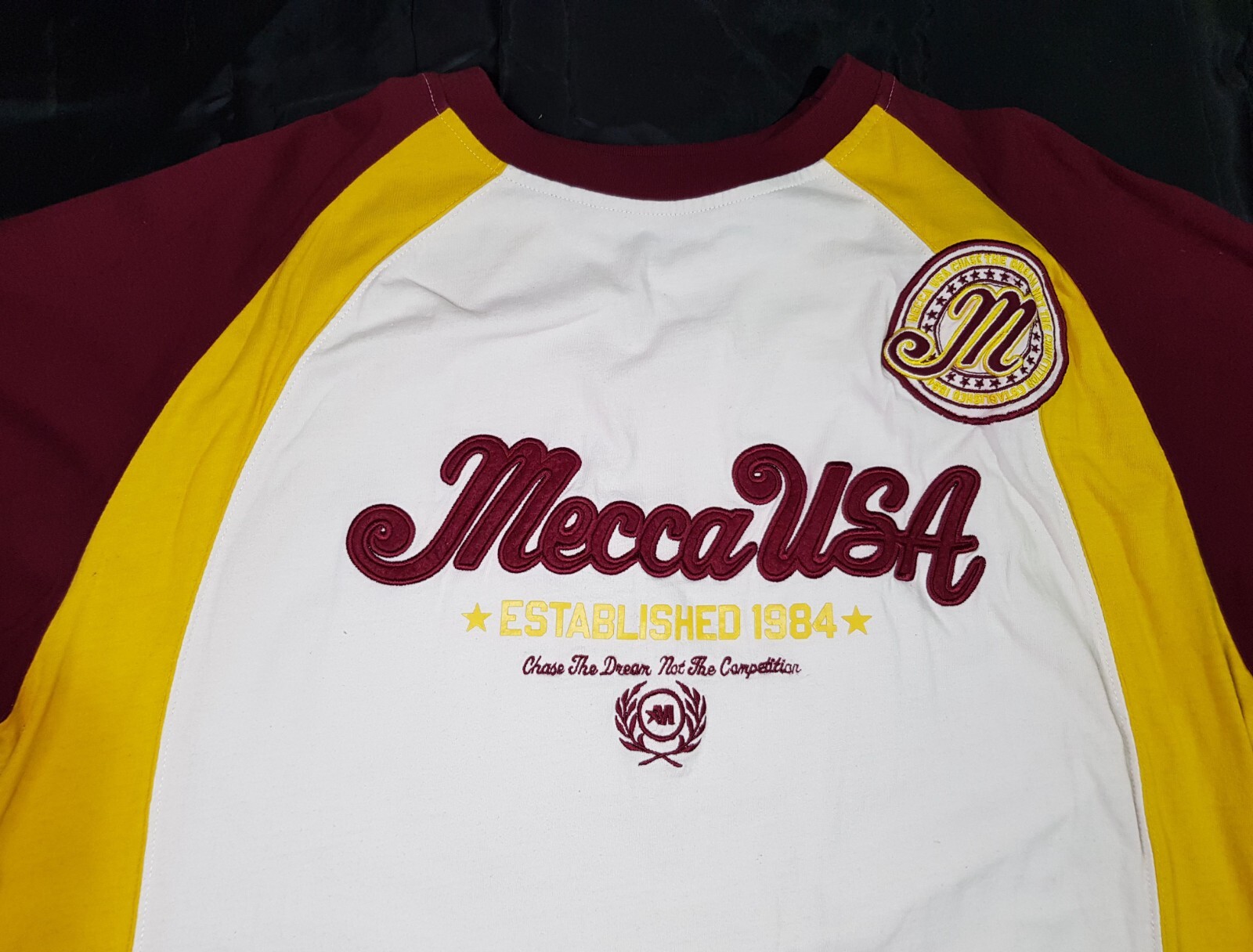 VINTAGE MECCA USA SIZE XXL 2XL MENS COTTON EMBROIDERED T-SHIRT HIP HOP 90s Y2K gallery