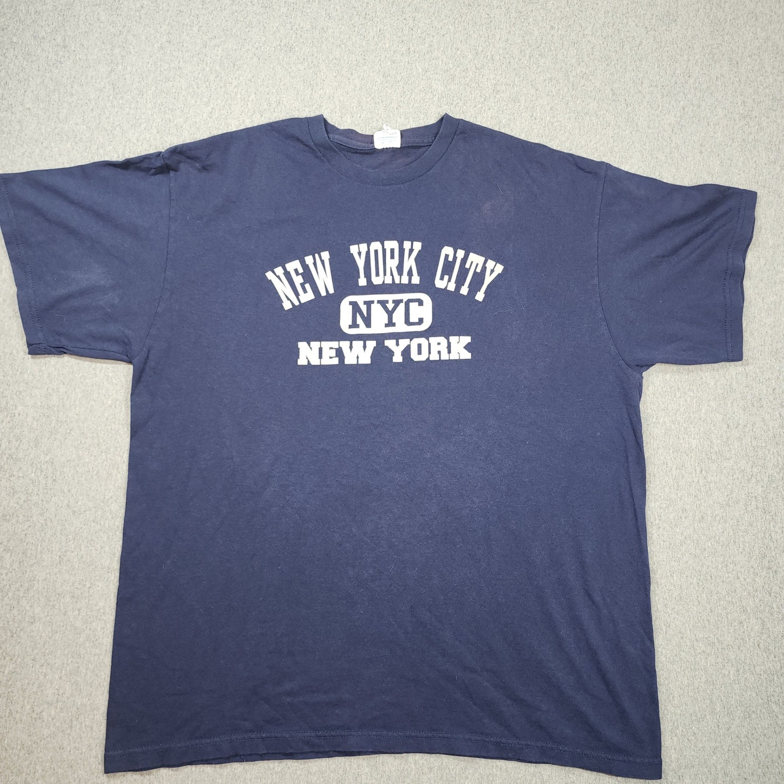 Delta Pro Weight NYC T-Shirt Mens XL Navy Blue Good Graphic New York City Tee gallery