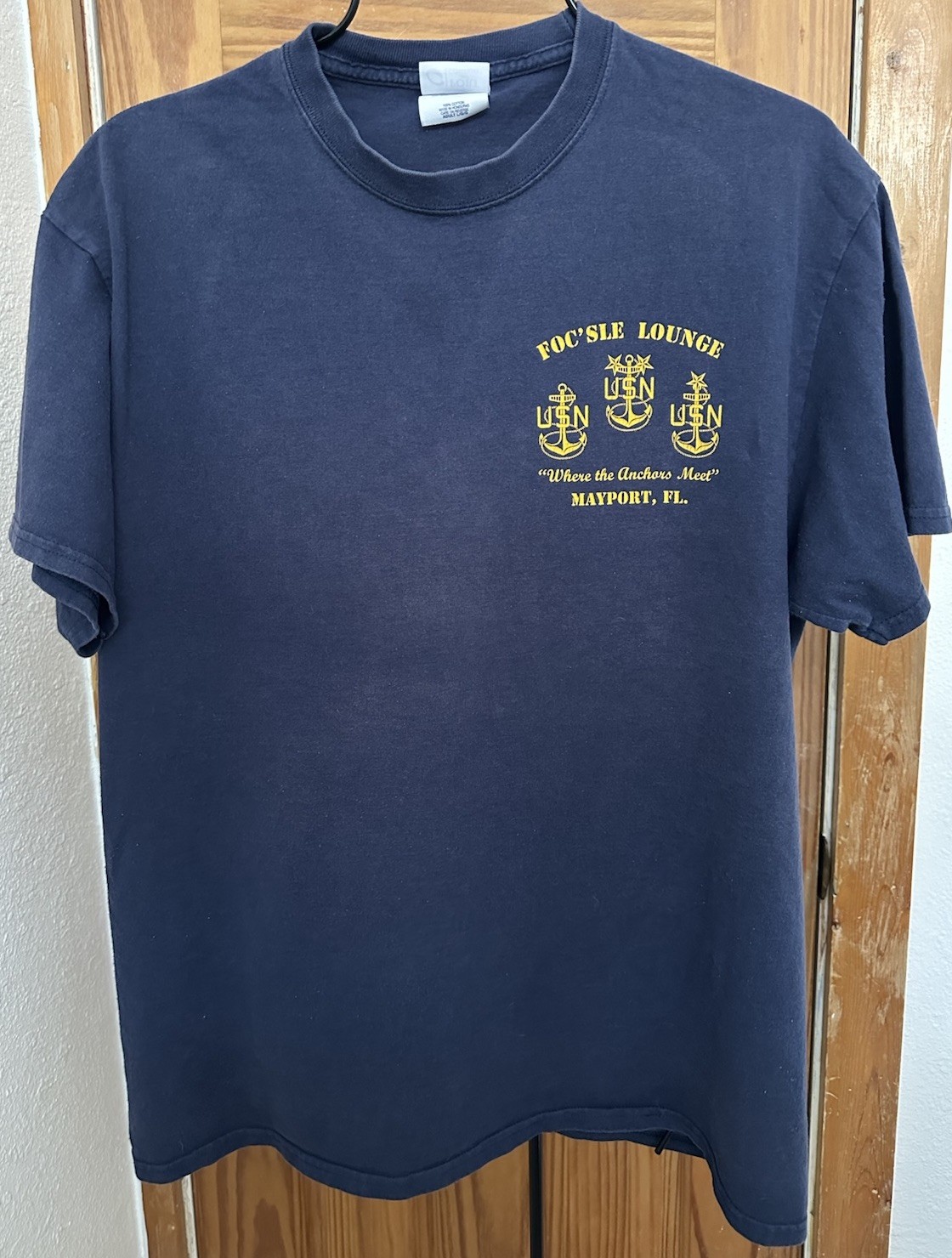 Vtg USN Mermaid & Sailor Foc’sle Lounge Mayport FL Size L 100% Cotton Tee Shirt gallery