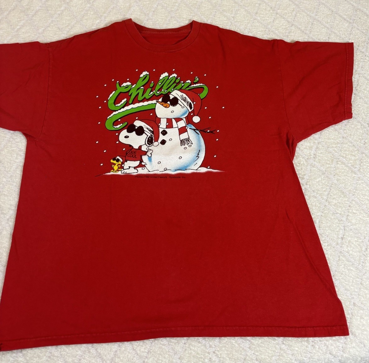 Vintage Snoopy Peanuts Chillin Joe Cool Holiday Red Shirt Size L gallery