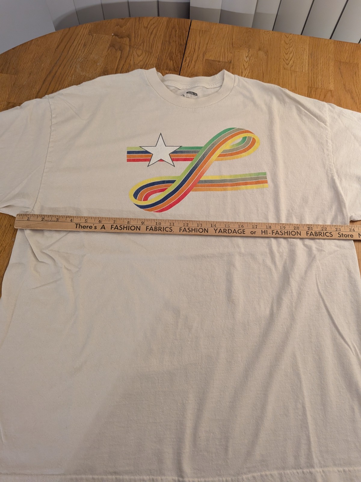 LRG Men’s 2XL White Heavy Cotton G500 Rainbow Star Graphic Crew Neck Tee gallery