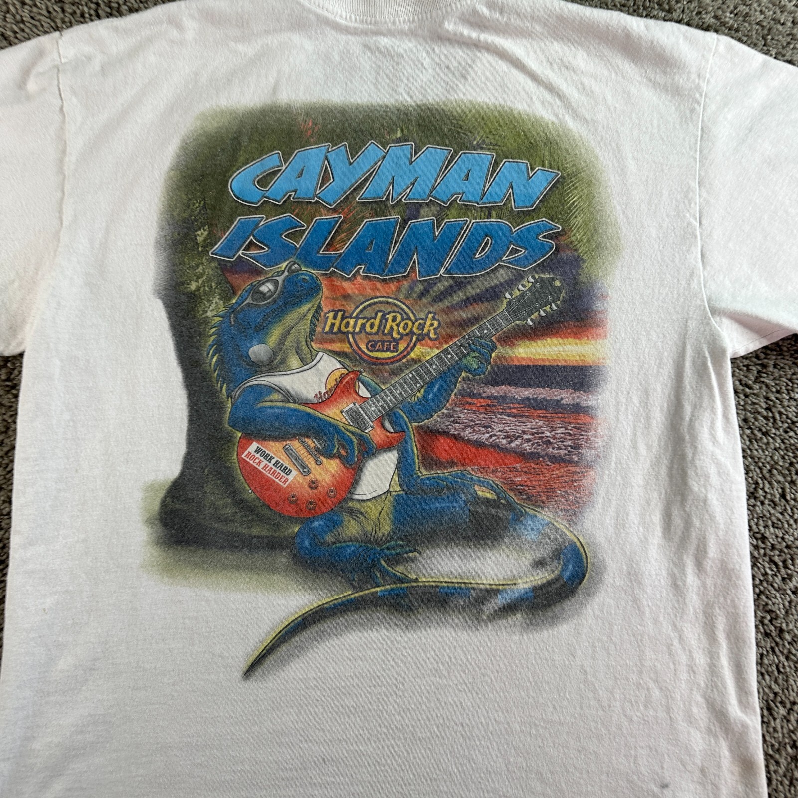 Hard Rock Cafe Caymen Islands Shirt Mens Large White Blue Iguana Short Sleeve gallery