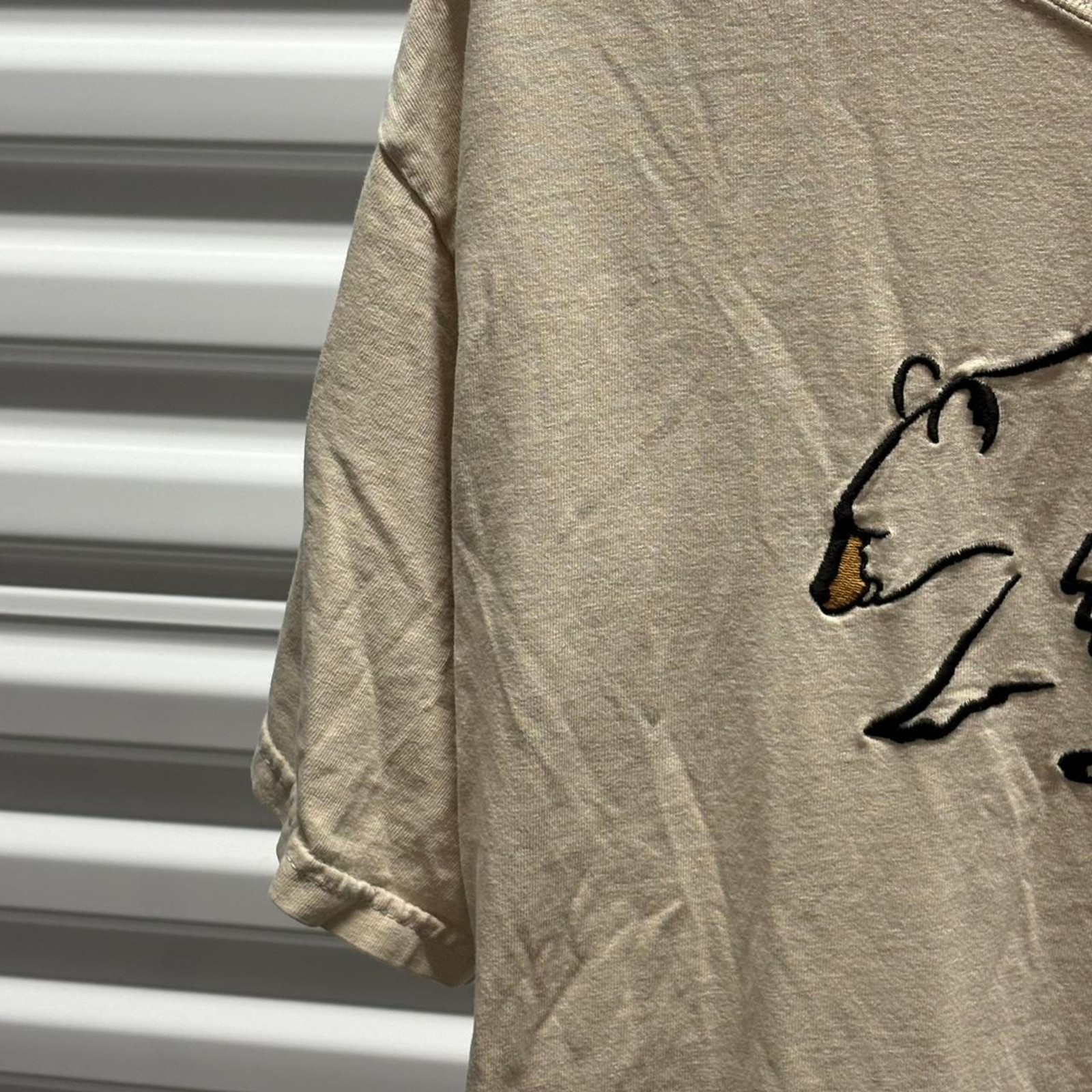 Unbranded Men's Cream and Tan T-shirt gallery