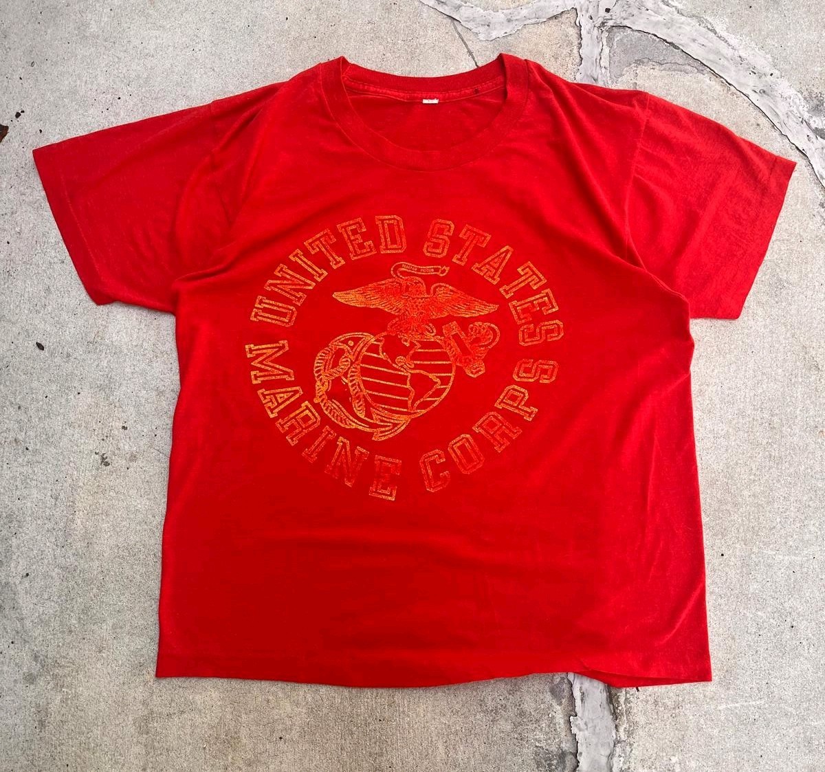 1960s USMC Red T-Shirt Size Medium Made In USA Single-Stitch gallery