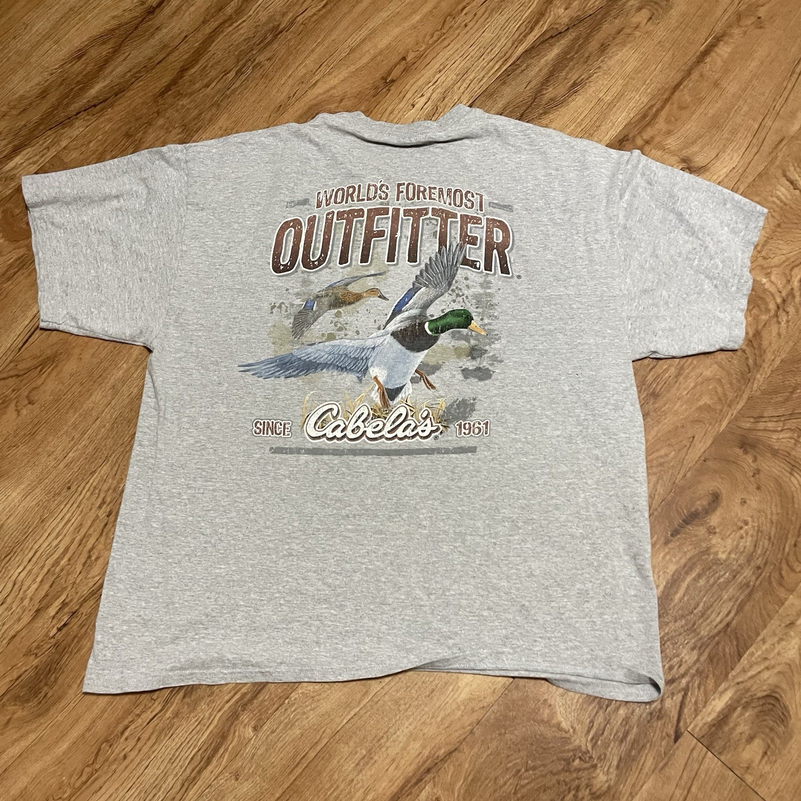 Cabelas Duck Hunting Gray TshirtMen XXL Outdoors Hunters Graphics Birds Tee gallery