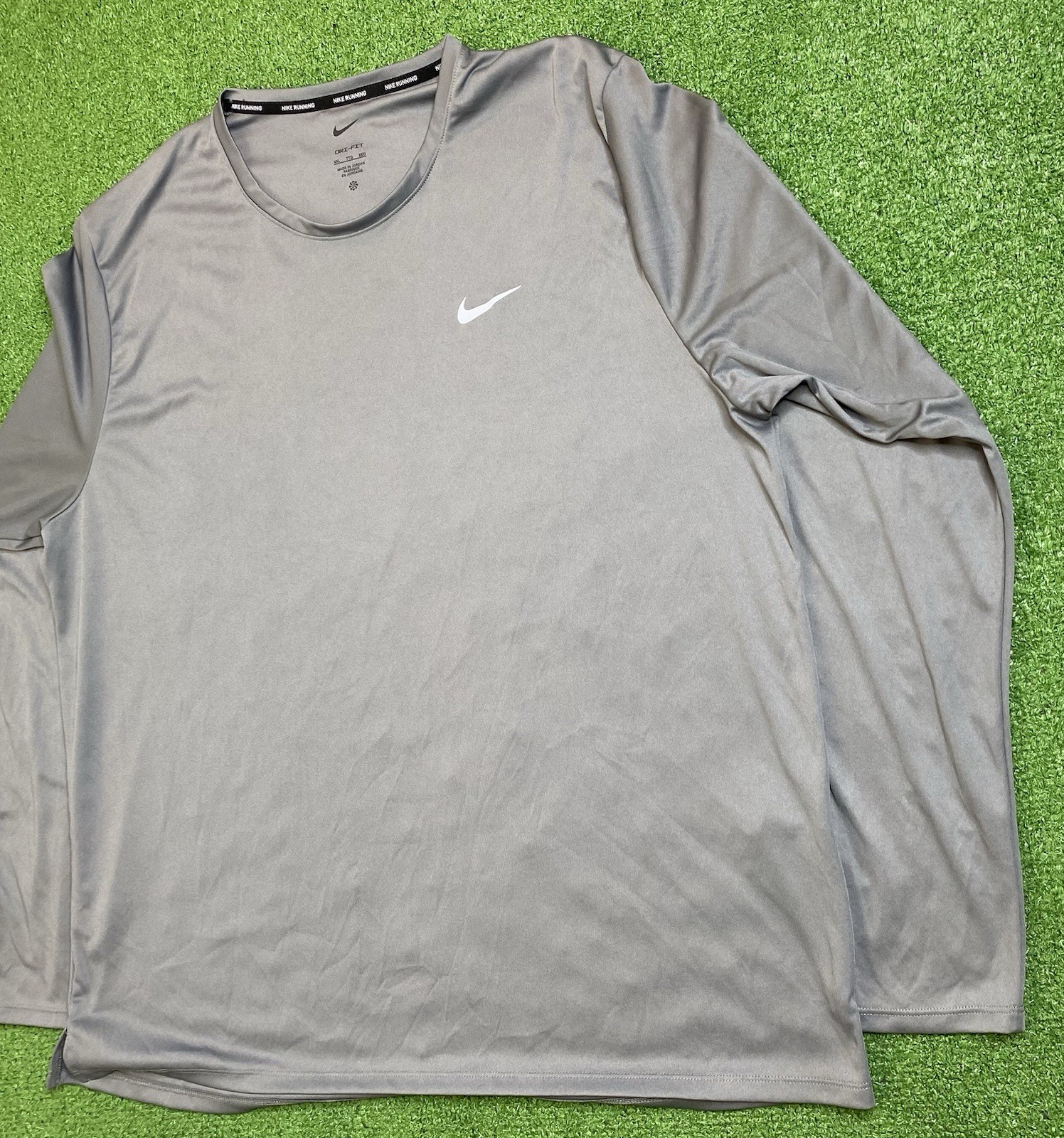 Nike Running T Shirt Mens XXL LongSleeve Polyester Training Gym Workout Dri-Fit gallery