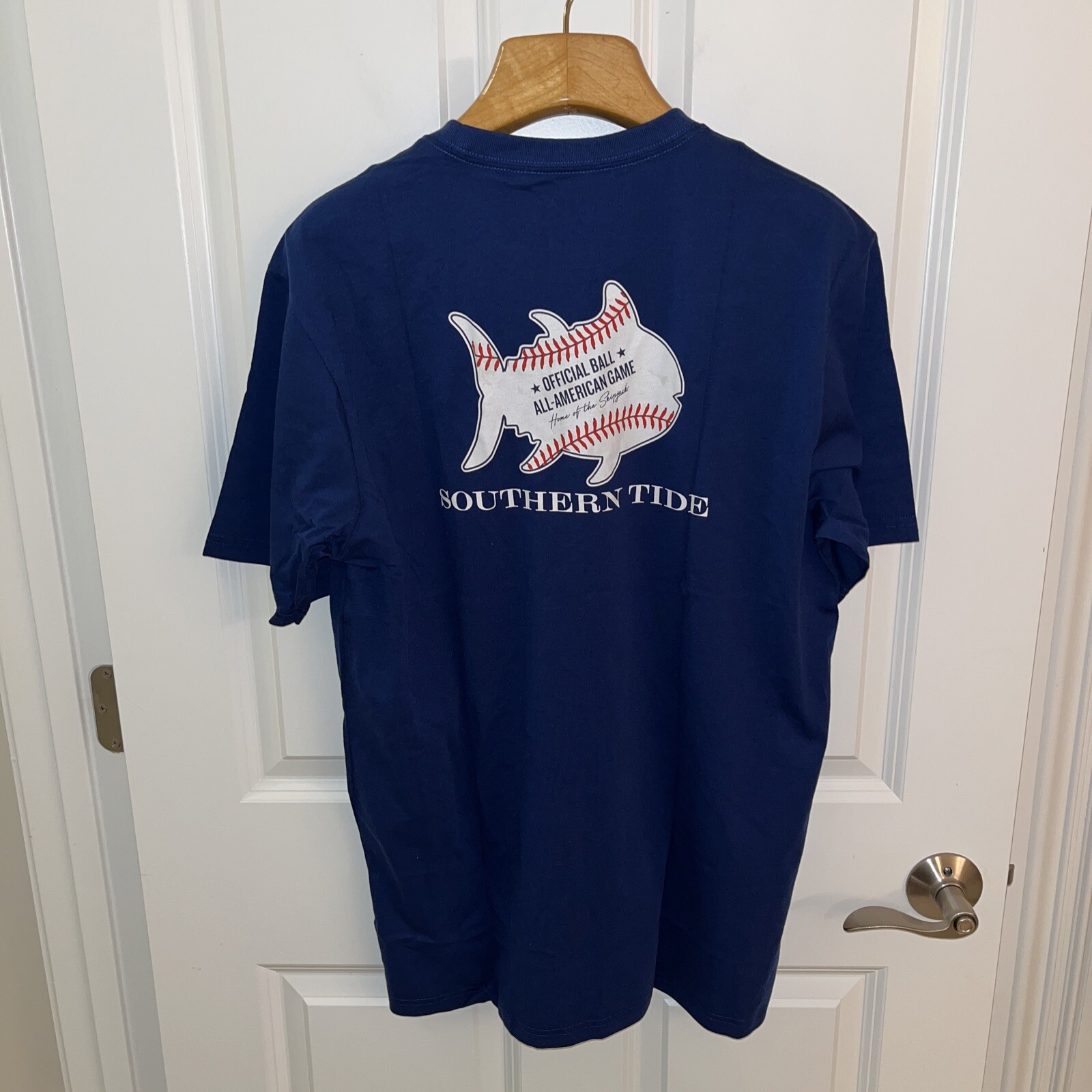 Southern Tide Men XL Tee T Shirt Skipjack Fish Baseball Game Blue NWT New $38 gallery
