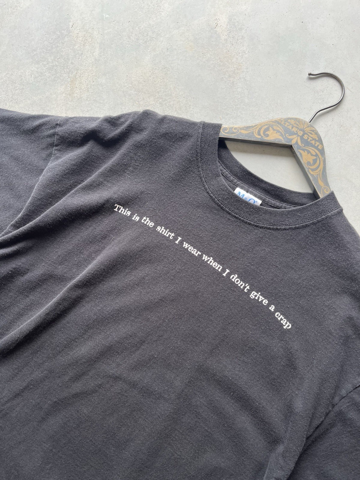 Black T-Shirt Tee Graphic Humor Vintage Y2K 2000s Funny Spell Out Size XL gallery