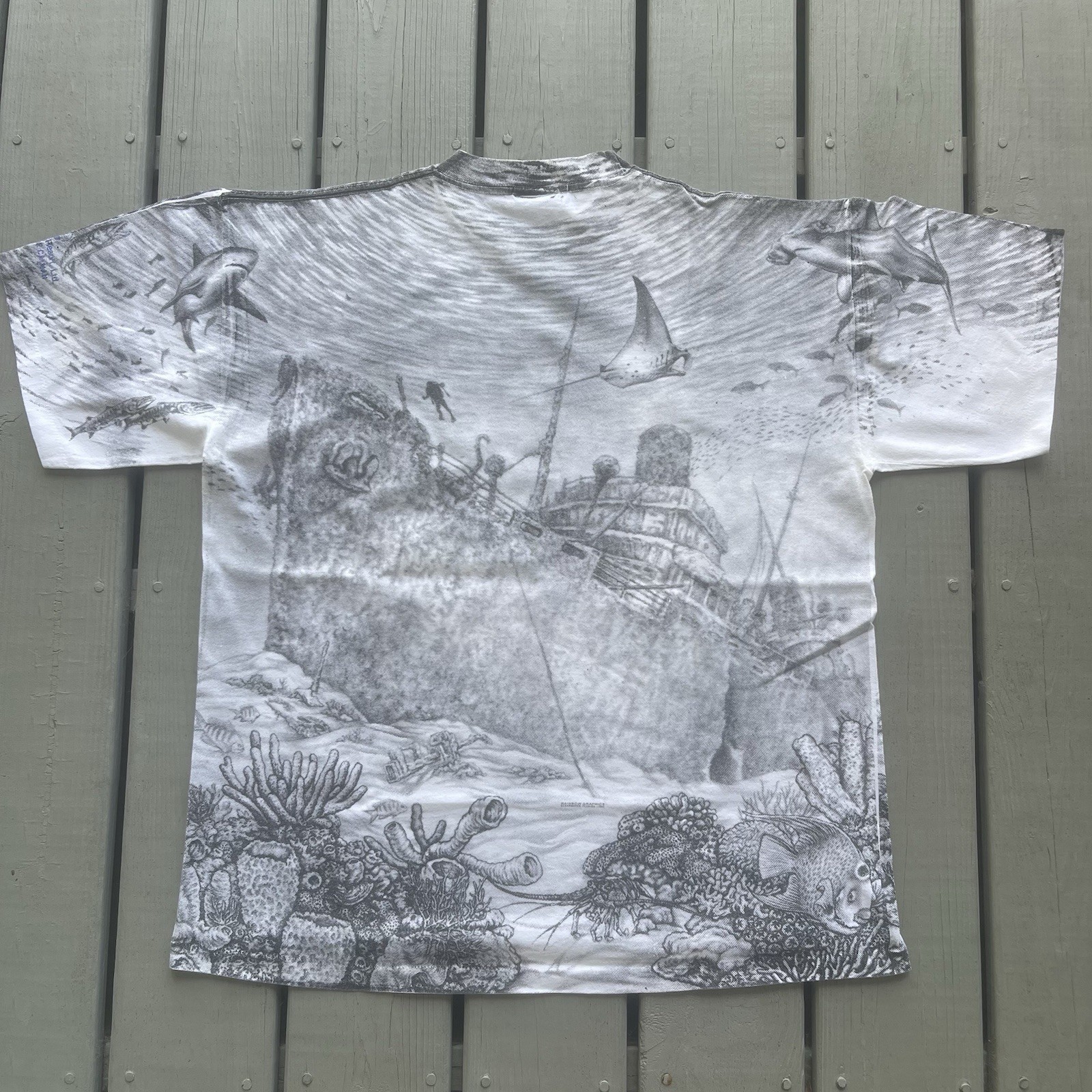 Vintage 90’s Scuba Diver Shipwreck Sharks Turtles Fish Sea Life AOP T-Shirt XL gallery