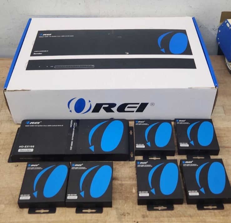 OREI 1080P HDMI 1X8 Splitter-Over 400ft Cat5e/6 With IR (HD-EX10B + HD-EX108)