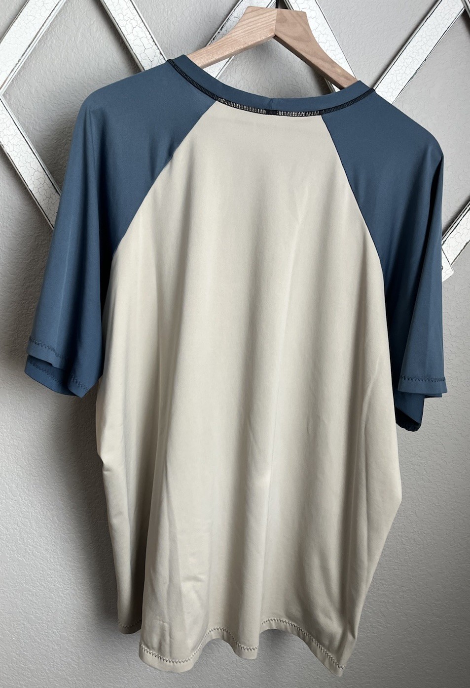 Melanzana Men's XL/2XL Two-Tone Short Sleeve T-Shirt - No Tag, See Measurements gallery