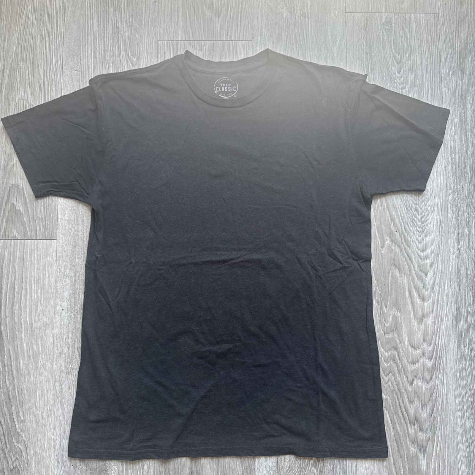 True Classic Men’s Gray Solid Knit Cotton/Poly Crew Neck Short Sleeve L Tee