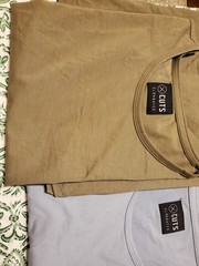 Cuts Clothing/ 2 Pieces Set Crew Elongated Stretch Shirt. Size XL