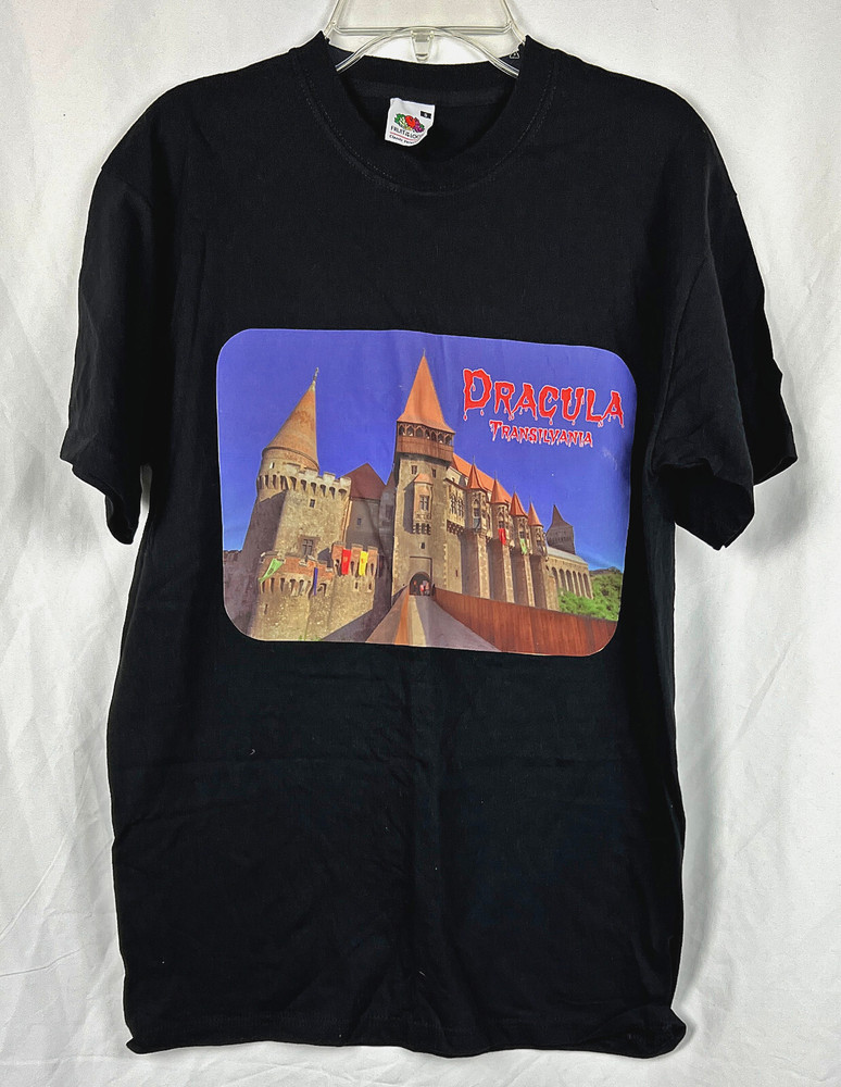 VTG Dracula Transylvania Black Corvin Castle Romania Souvenir S/S T-Shirt S