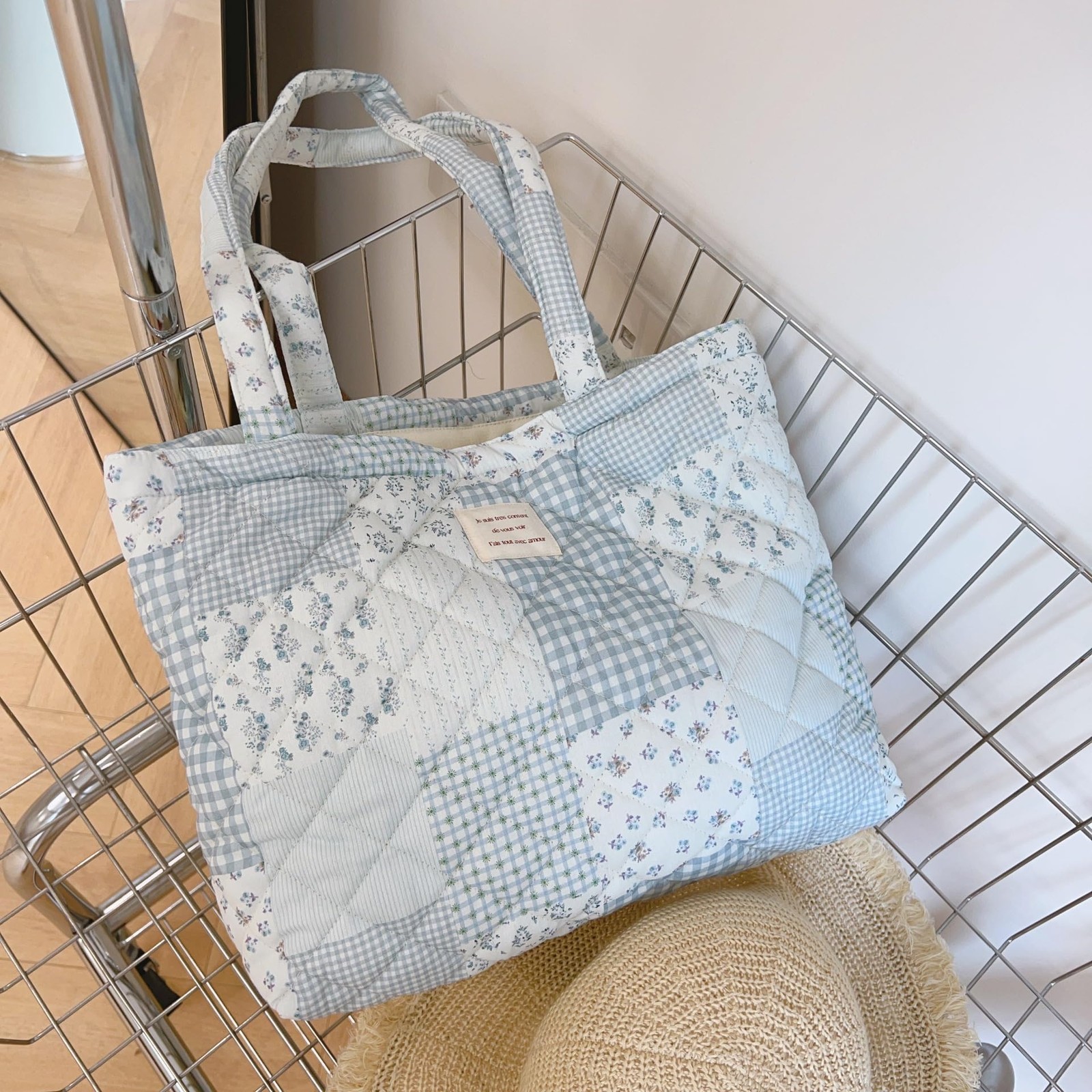 Floral Quilted Tote Bag with Zipper Lightweight Reusable for Women Cotton Sho... gallery