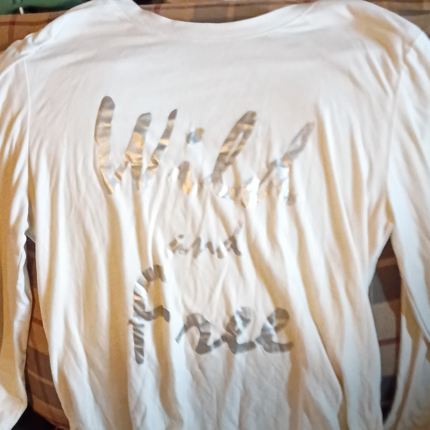 just be… Men’s L White Graphic Logo Crew Neck Long Sleeve Cotton T-Shirt