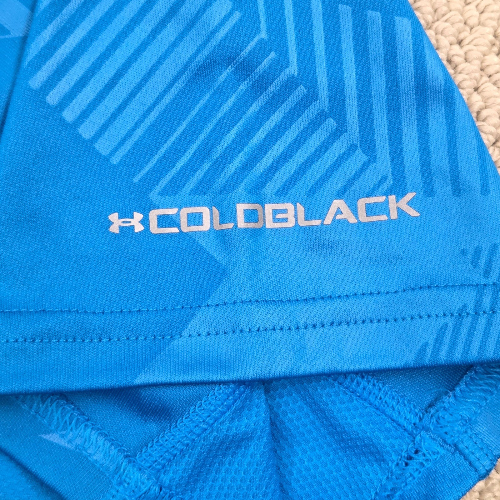 Under Armour Coldblack HeatGear SS T-Shirt Blue Geometric Sleeve Mens Medium gallery