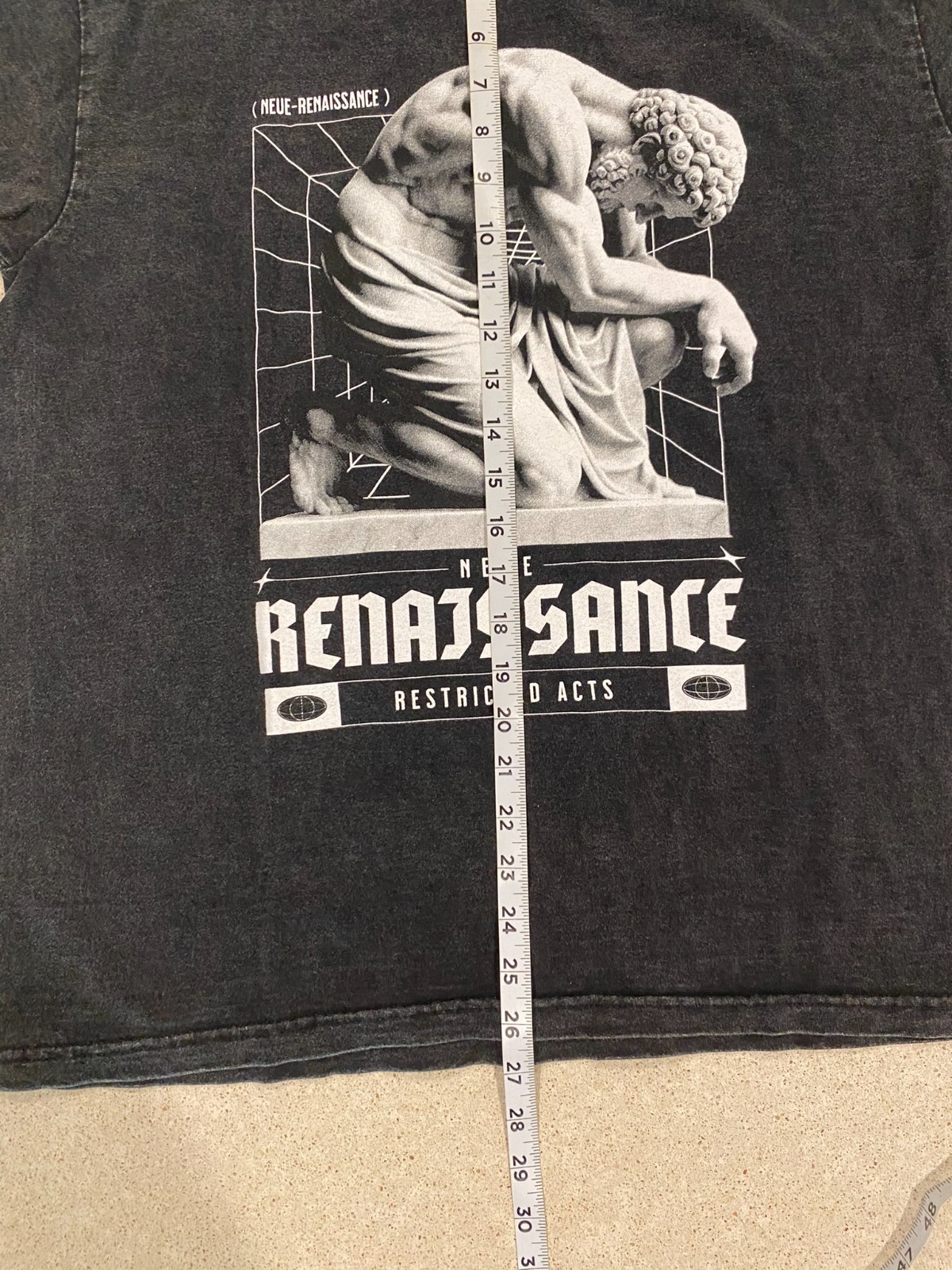 Acid Washed - 'Roman Statue' Unisex T-Shirt - 100% Cotton - Size Large gallery