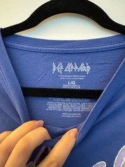 Def Leppard Periwinkle Blue Band Tee Size L Perfect Condition