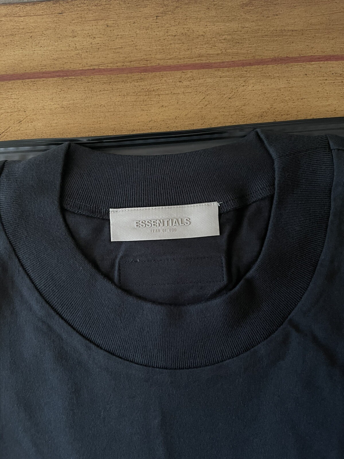 Fear of God Essentials Stretch Limo Black Short Sleeve T-Shirt Sz 2X-Large (XXL) gallery