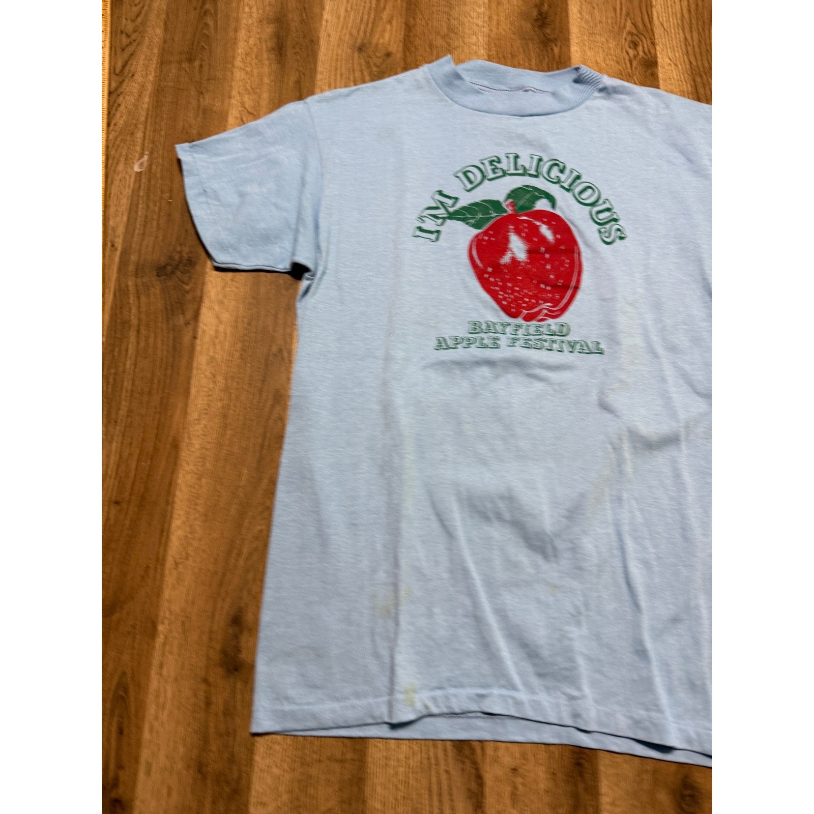 Mens Shirt Men's Medium? Red Blue Green I'm Delicious Bayfield Apple Festival gallery