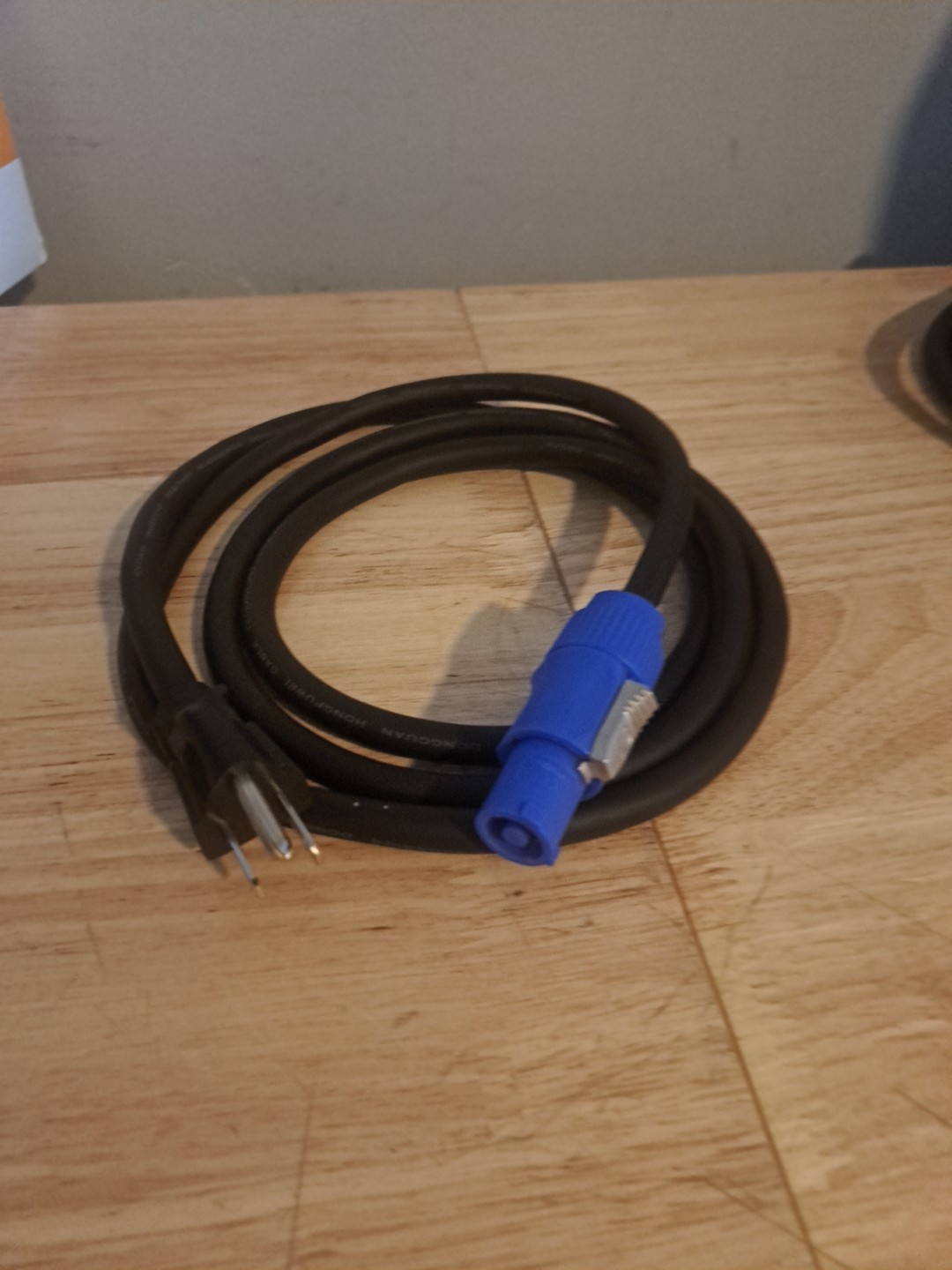 Power Cable With Powercon, 3 Con, 14 AWG, 6’ft, 250V, 20A, 3 Pin, PVC Jacket