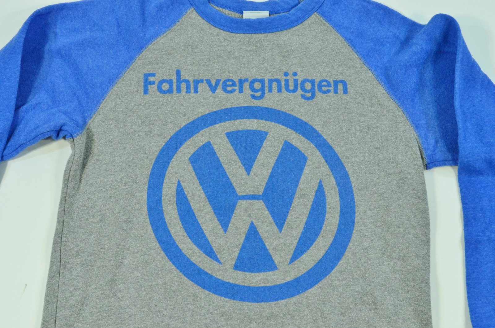 Volkswagen Long Sleeve Mens Small Shirt VW Logo Fahrvergnugen Bug Bus Beetle gallery