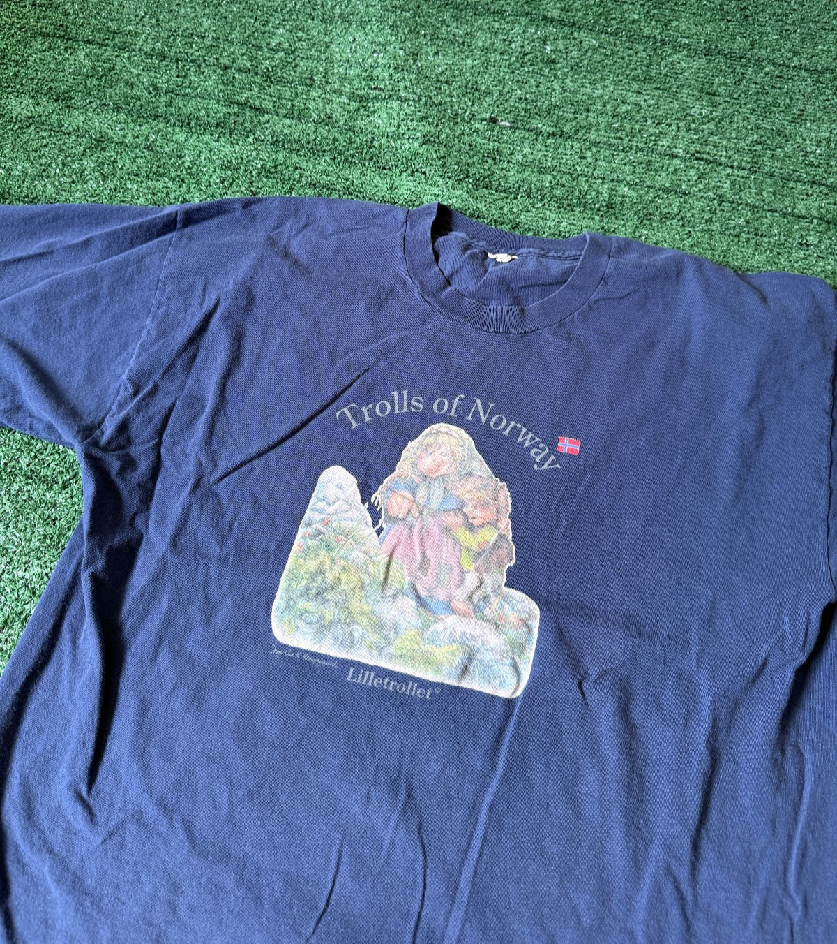 Vintage 90s Trolls of Norway Blue Graphic T Shirt XL Lilletrollet Nature tee gallery