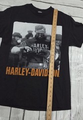 Harley Davidson Museum Milwaukee WI Size Medium (210)