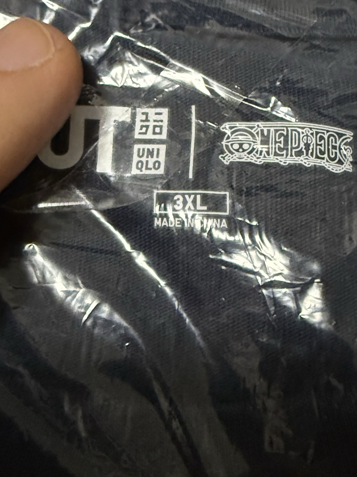 One Piece Film Red Movie UT Uniqlo Graphic T-shirt Navy Size 3XL NEW gallery