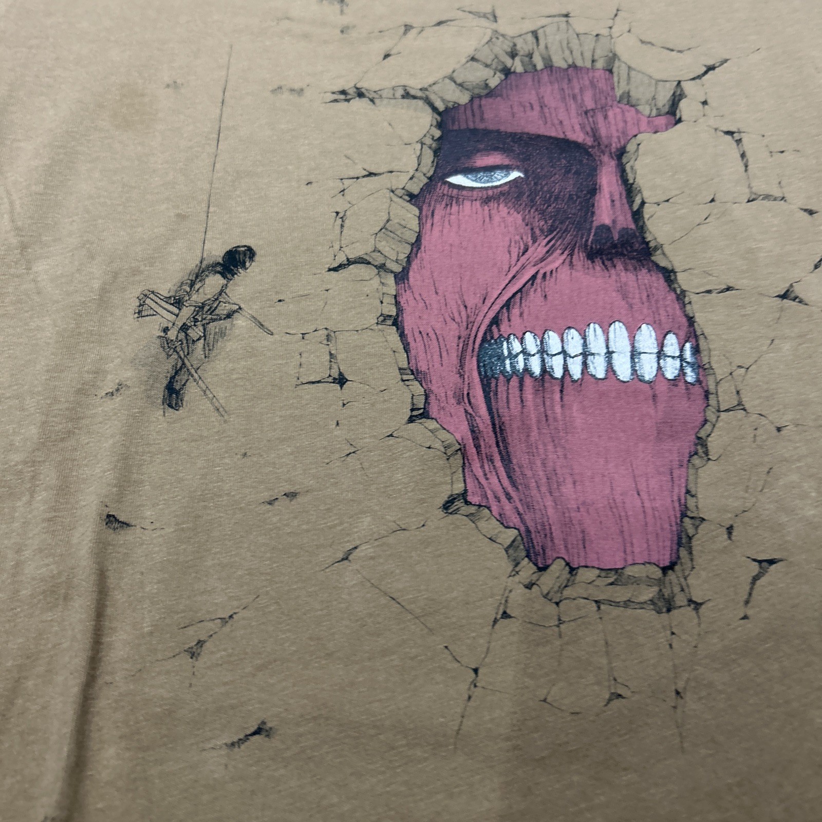 Uniqlo Manga UT Attack On Titan Graphic T Shirt Men’s Size M New With Tags(U1.0) gallery