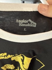 Taylor hawkins Foo fighters tribute show tour shirt London wembley arena Large