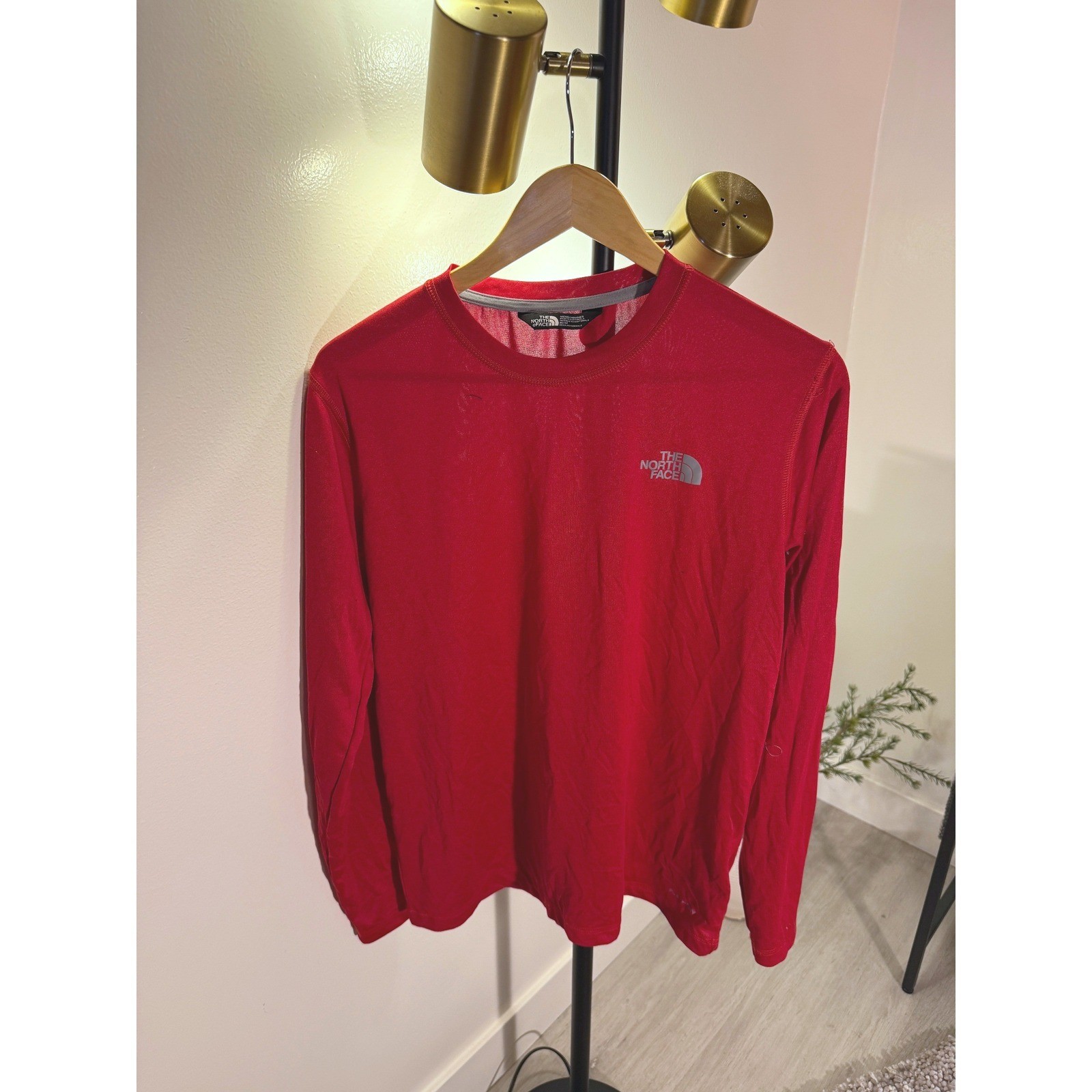 The North Face Mens FlashDry Long Sleeve Performance Shirt Red Medium NF0A3V6L