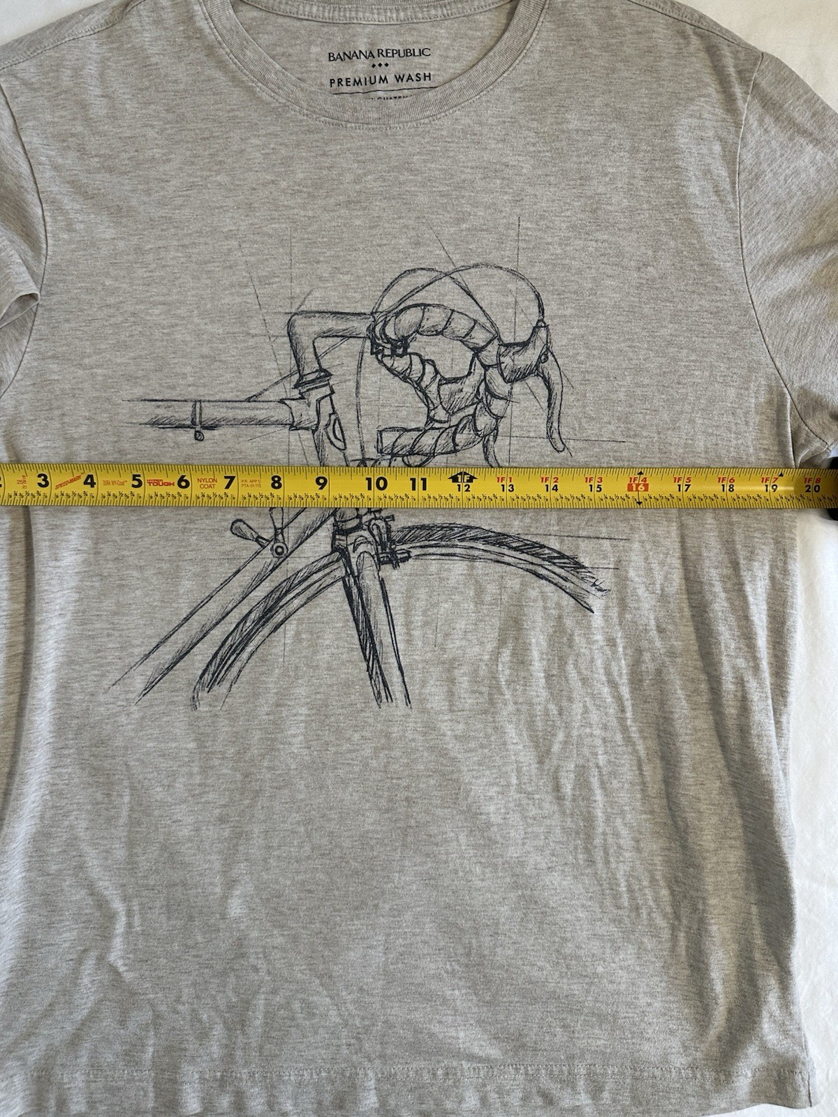 Mens Banana Republic T Shirt Med Arabian Spice Half Bike Sketch Thin Soft gallery