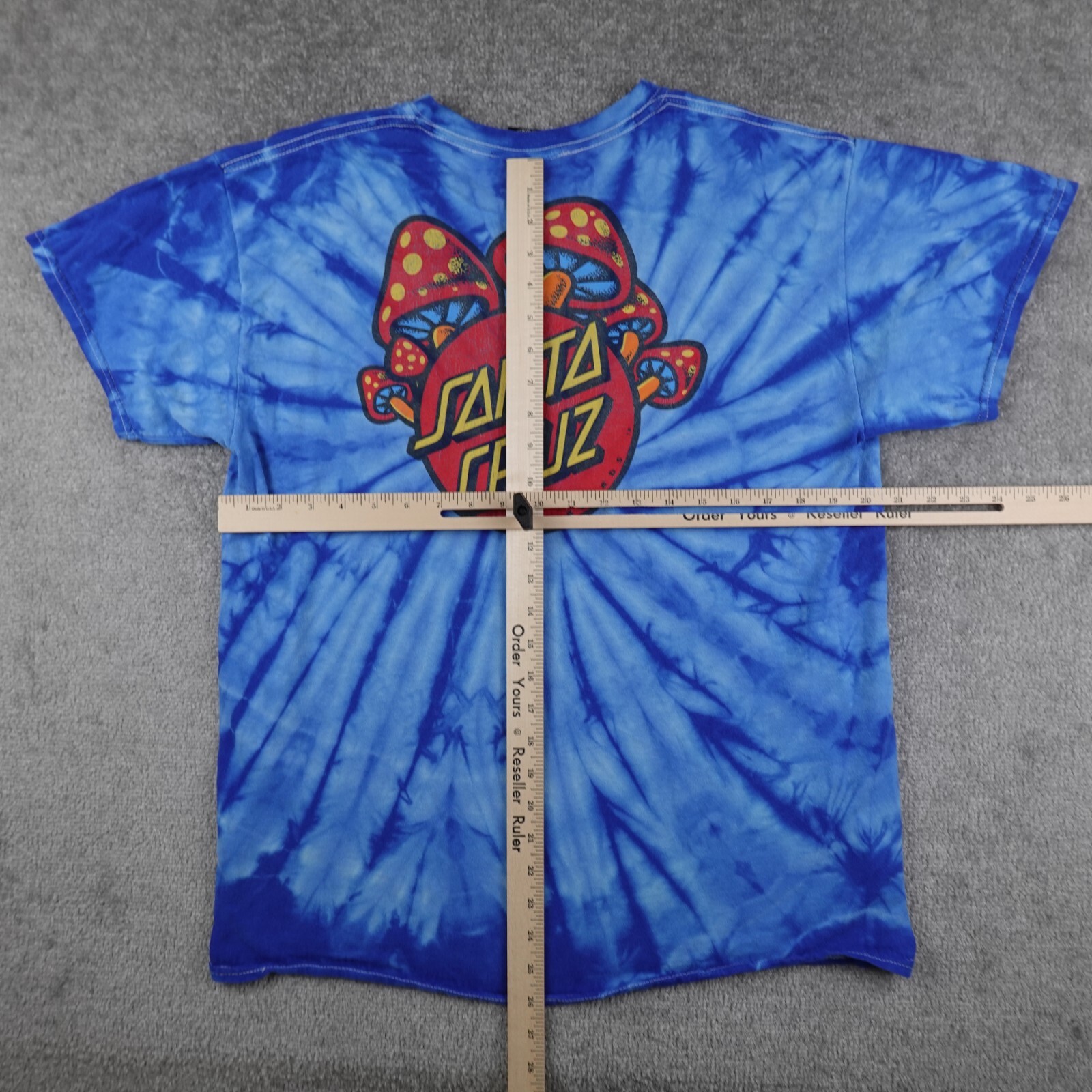Santa Cruz Skateboards Shirt Men's L Blue Tie Dye Magic Mushrooms Graphic Tee gallery