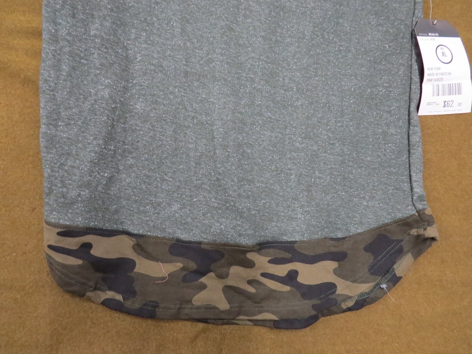 ENCRYPTED Men's T-Shirt Olive Camo XL Zipper Pocket Curved Hem Cotton Blend gallery