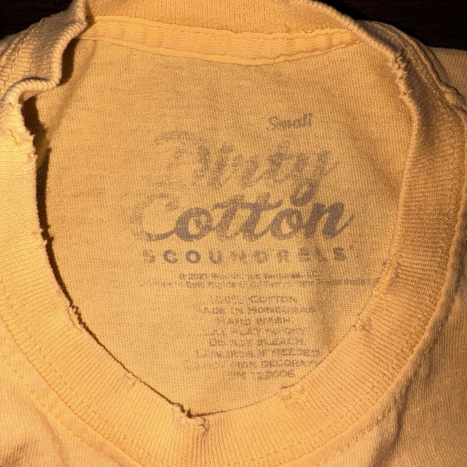 Woodstock Music & Arts Fair 1969 Graphic T Shirt PALE Yellow Hippie Small gallery