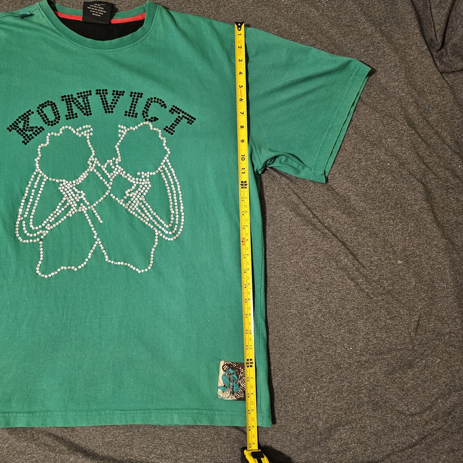 Vintage Y2K Akon Konvict Apparel Graphic T Shirt Size L Cotton Beaded Accents gallery