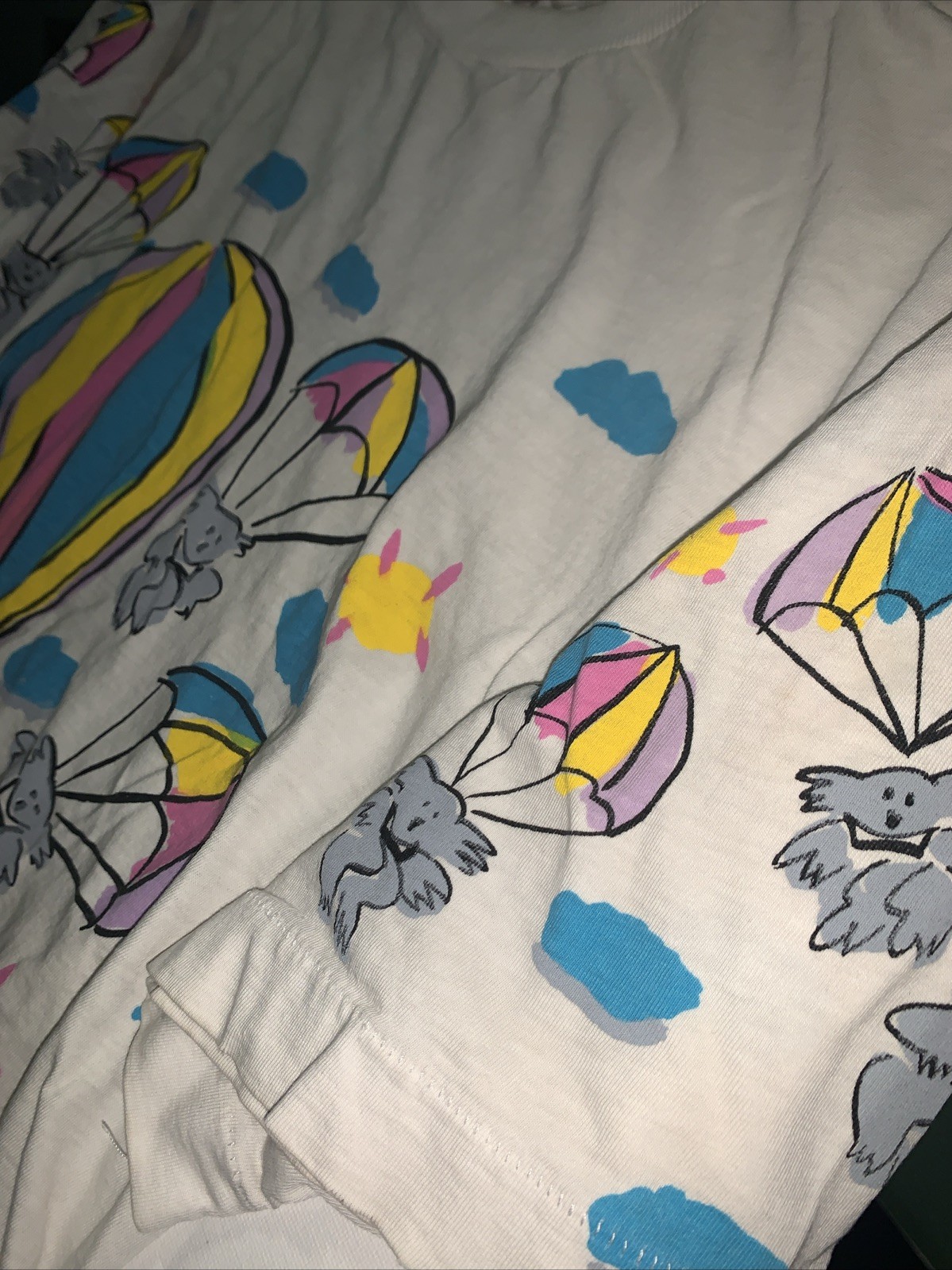 Vintage 80’s Floating Around Australia T Shirt Hot Air balloon Koala Bear gallery