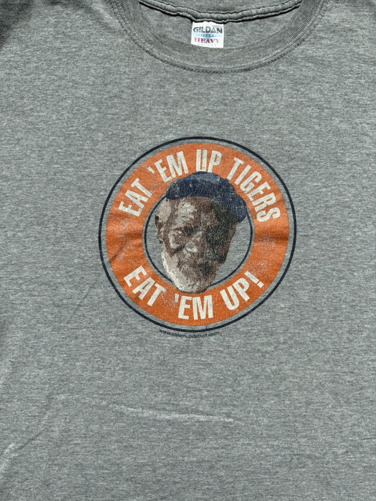 Y2K Detroit Tigers “Eat Em Up Tigers Eat Em Up” Tiger Guy Tshirt Men Large gallery