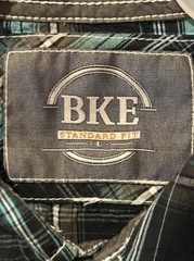 Western Plaid Snap Button Up long sleeve Shirt BKE Buckle Mens Standard Fit Sz L