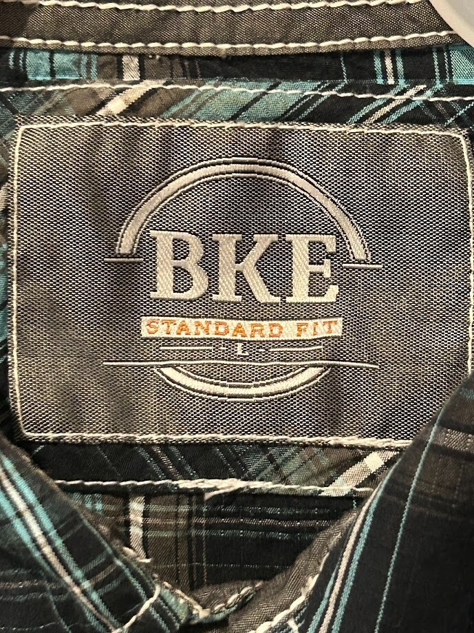 Western Plaid Snap Button Up long sleeve Shirt BKE Buckle Mens Standard Fit Sz L gallery