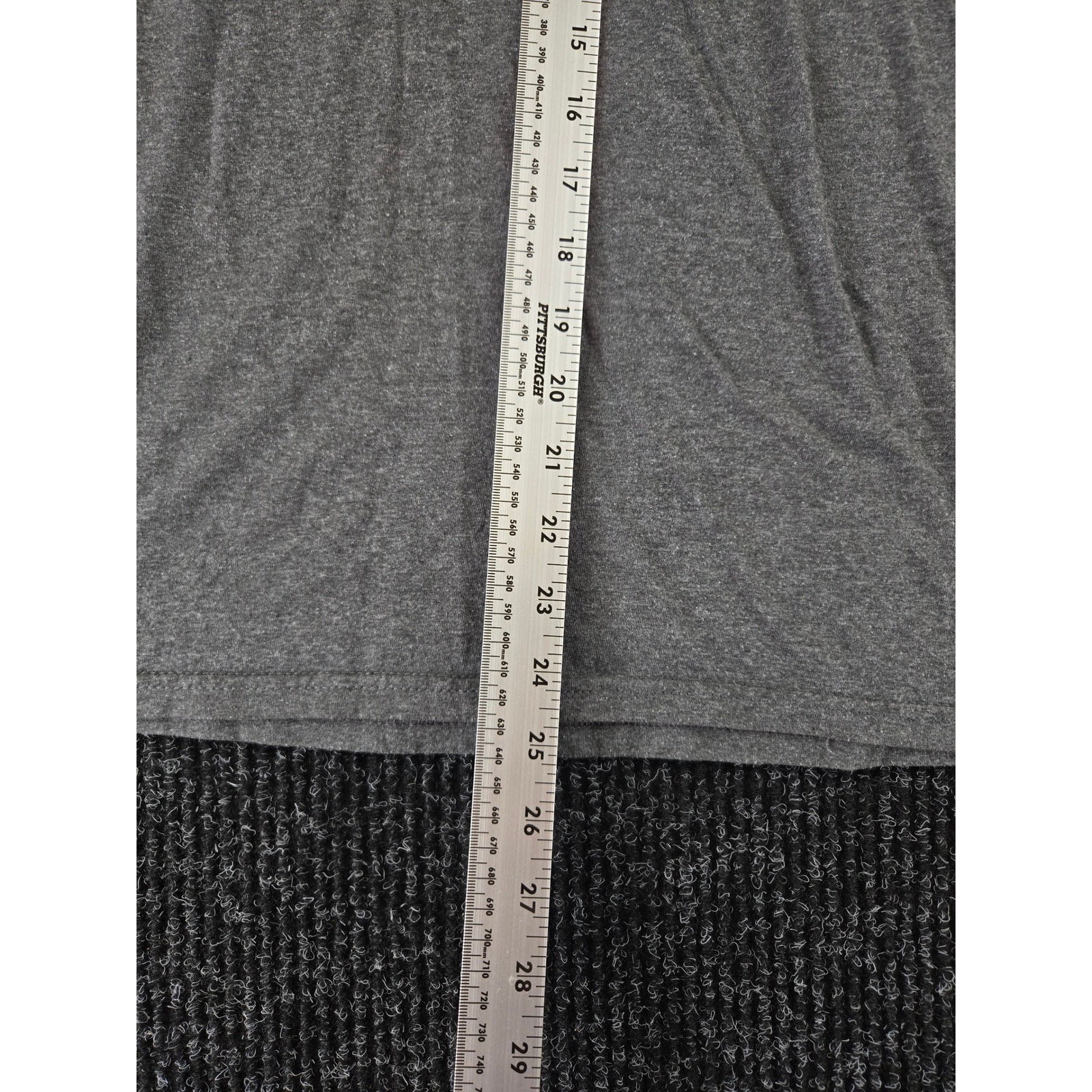 Adidas Mens The Go-To Tee Heather Grey Vertical Flag Graphic T-Shirt Small S/P gallery