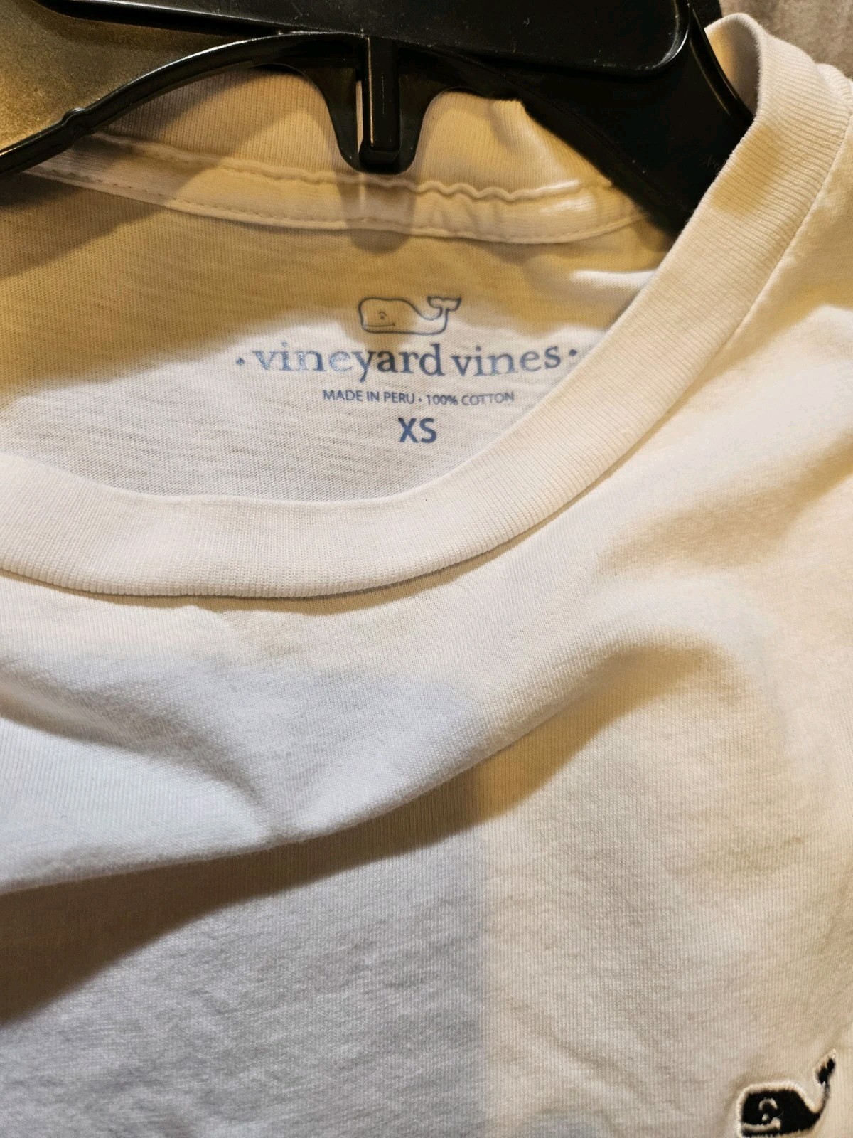 Mens XS Vineyard Vines White T-Shirt gallery
