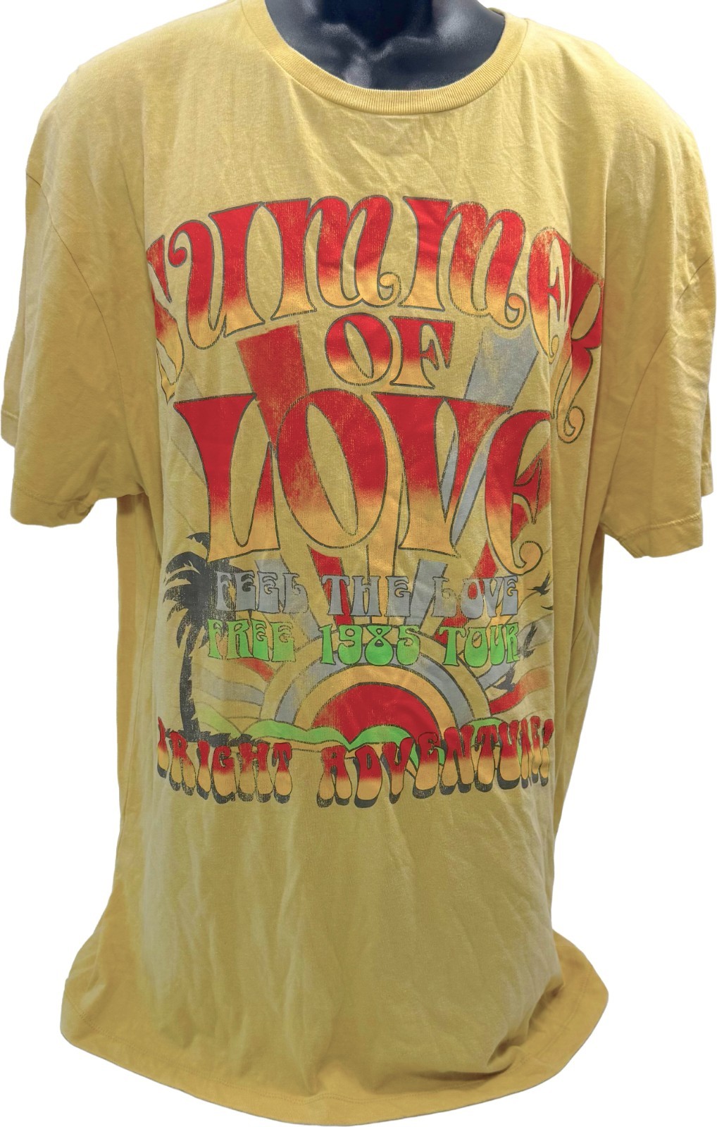 Zoe + Liv Summer Of LOVE 1985 GRAPHIC YELLOW Short Sleeve T-Shirt Oversized S/M gallery
