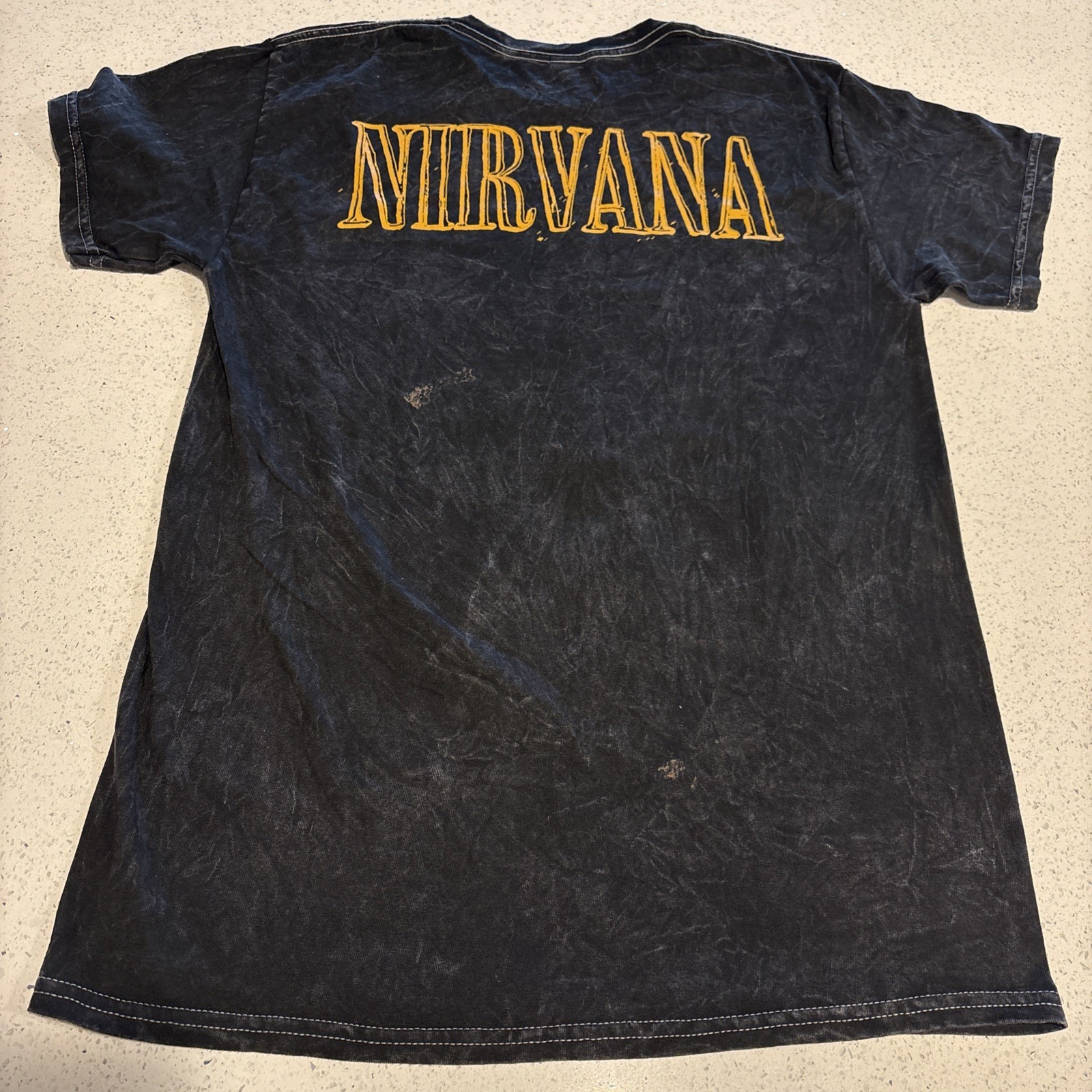 Official Nirvana Serve The Servants Band T-Shirt Size Medium gallery