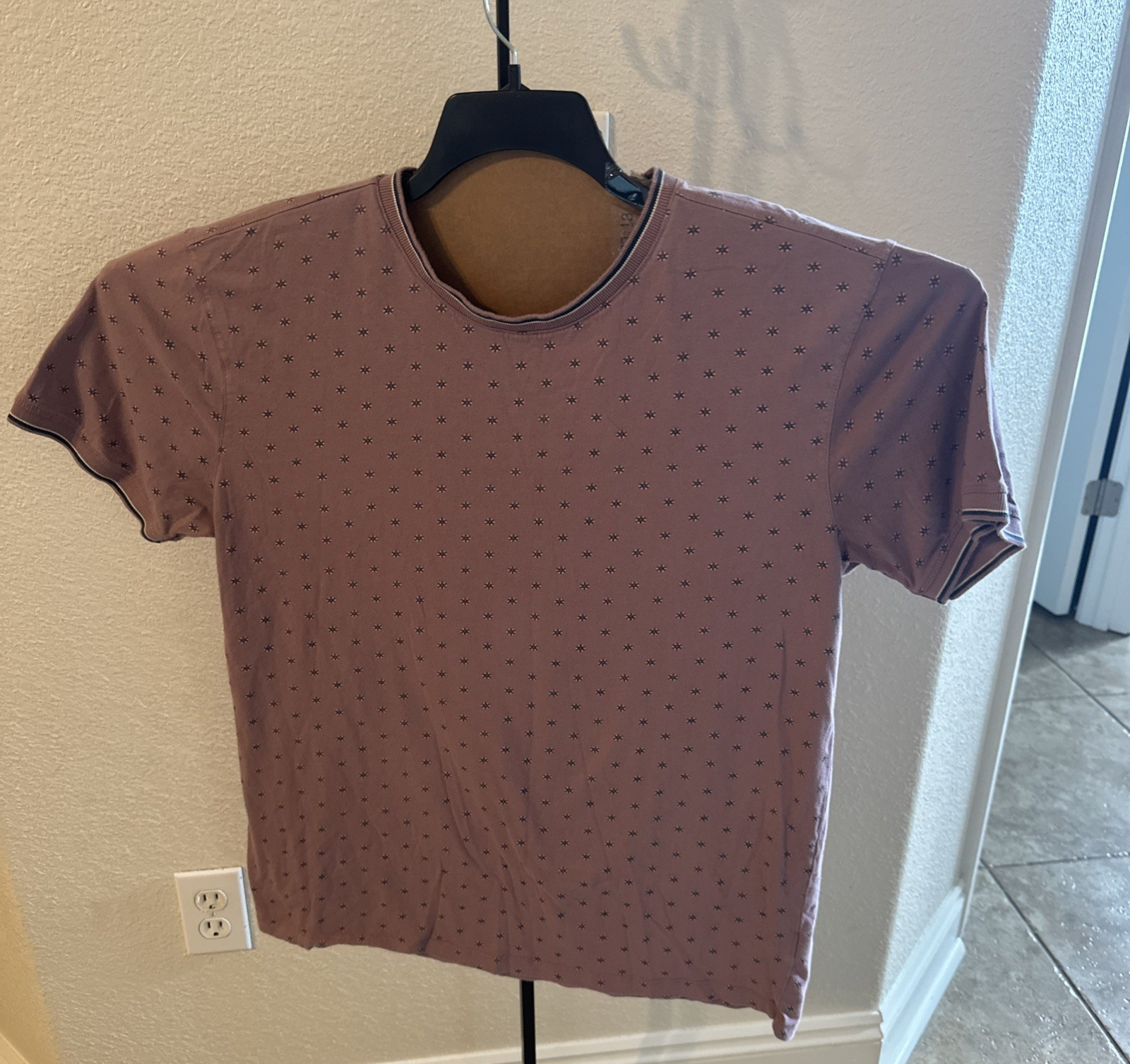 Nickel & Iron 100% Cotton Shirt Mens XL Plum Short Banded Sleeve and Collar gallery