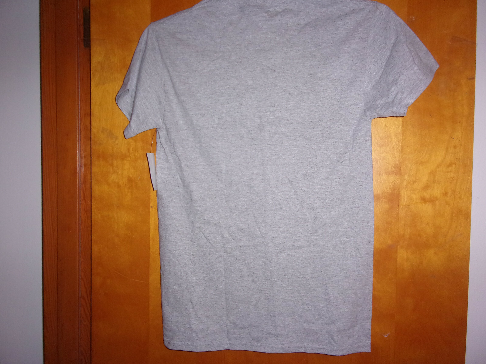 BRAND NEW GILDAN HEAVY COTTON MEN'S " NAVY " PRINT GRAY T ' SHIRT. gallery