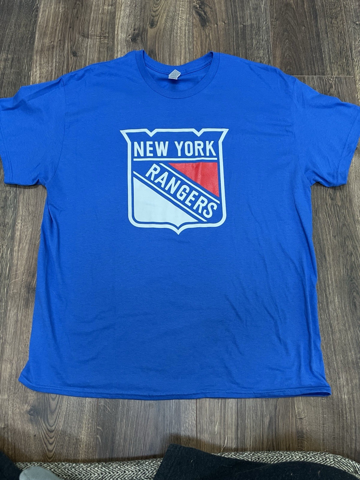New York NY Rangers TShirt Men’s XL Gildan Blue NHL Hockey Logo Unisex Shirt Tee