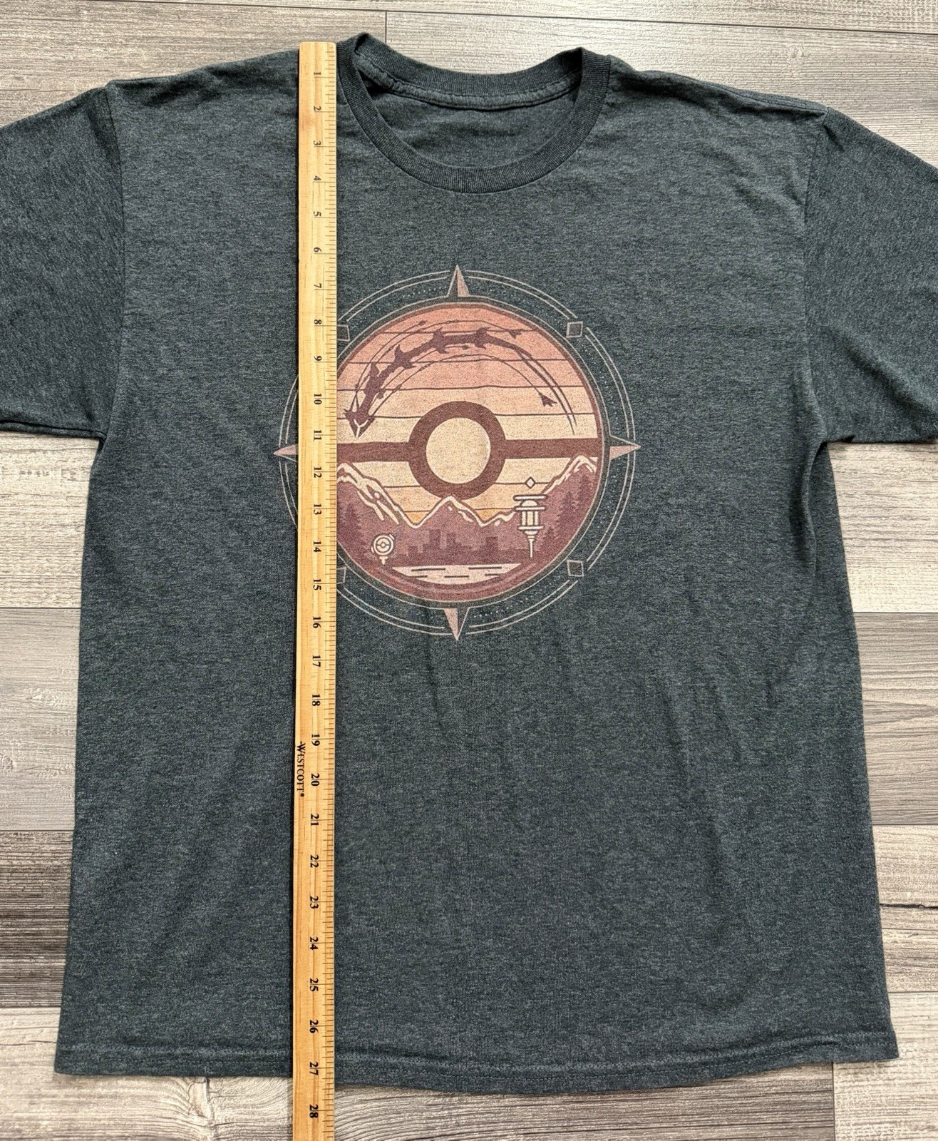 Pokémon GO Fest 2023 New York City Rayquaza Official Graphic T-Shirt Size Large gallery